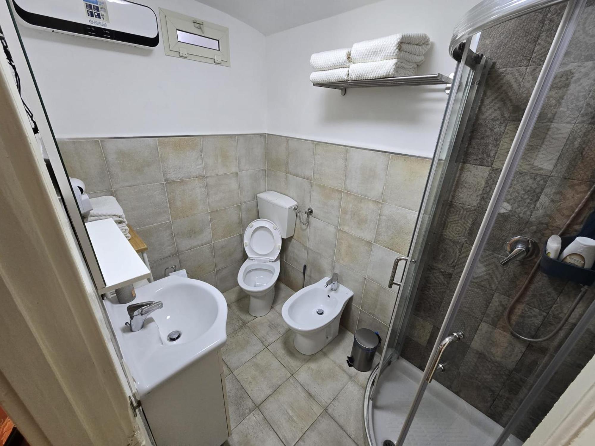 Residenza Don Carlo Apartment Наполи Екстериор снимка